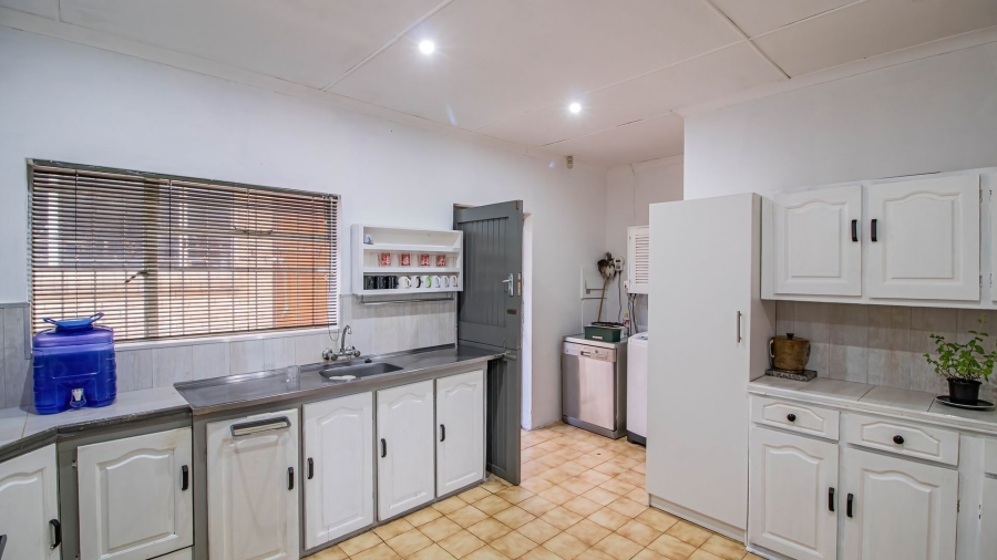 3 Bedroom Property for Sale in Sunrise On Sea Eastern Cape